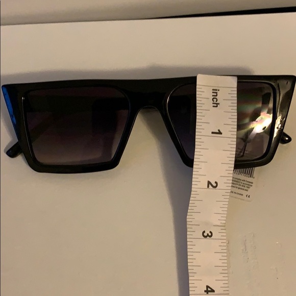 🆕 🆑 SUNGLASSES - Picture 6 of 7